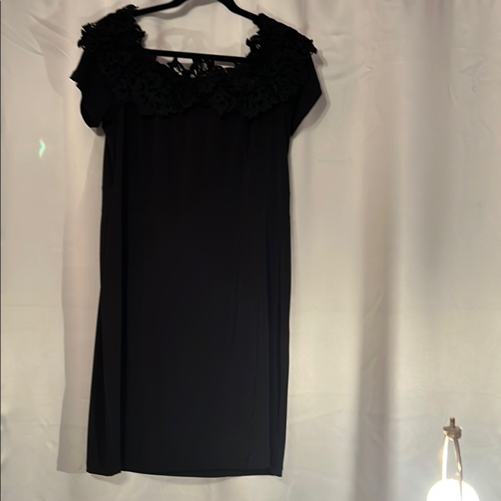 Elegant Black Dress with Lace Detail